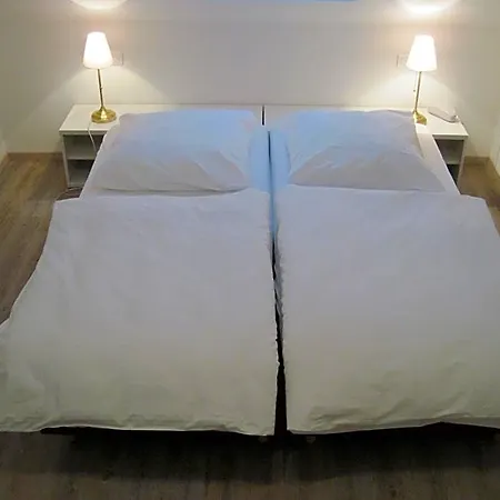 Des Bois Seltz
